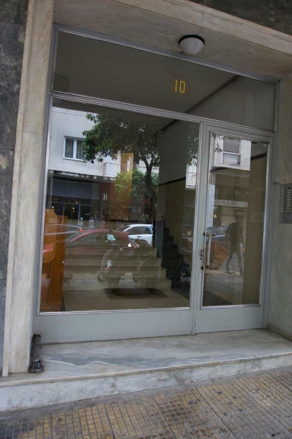 Classy Private Double Rooms In Apartment Next To Acropolis Atene Esterno foto